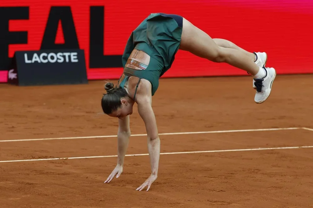 Marta Kostyuk, celebrando su victoria en el Mutua Madrid Open.